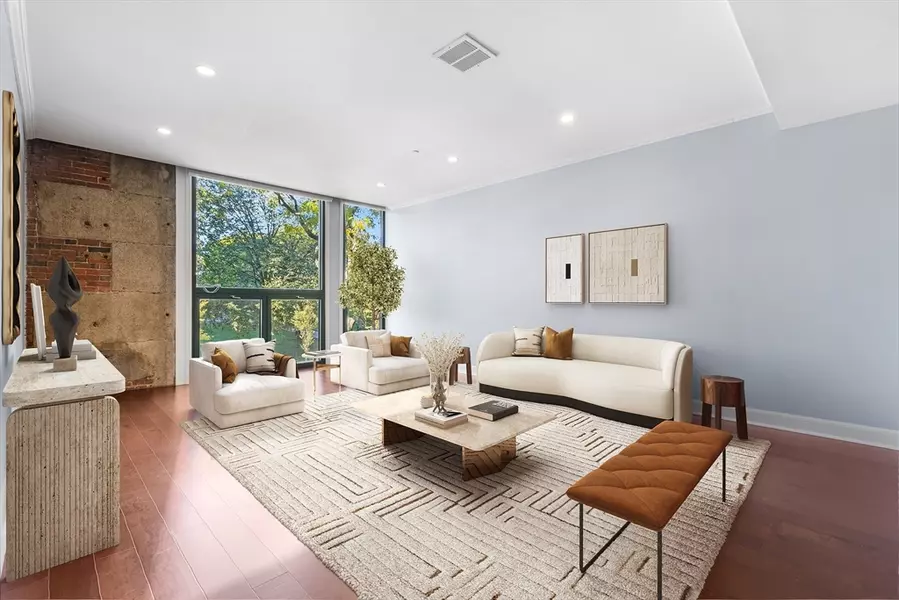 42 8th St #4209, Boston, MA 02129