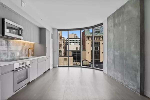 55 Lagrange Street #1010, Boston, MA 02116