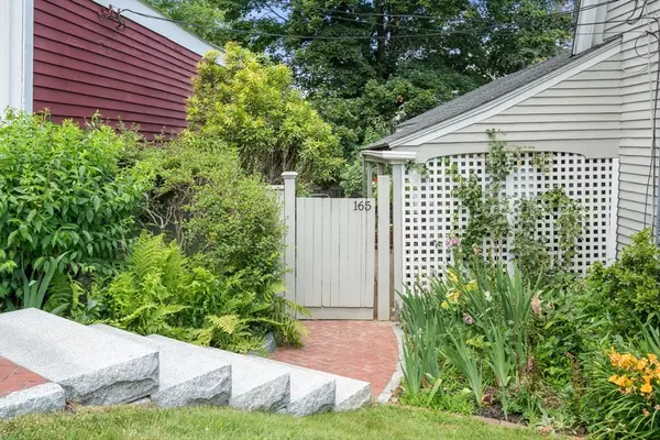 Dedham, MA 02026,165 Highland Street #165