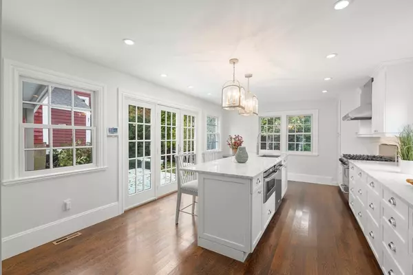 Dedham, MA 02026,165 Highland Street #165