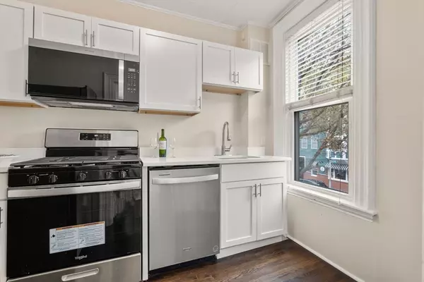 Cambridge, MA 02139,100 Magazine Street #2