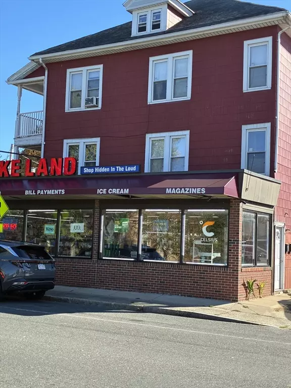 438 Front Street, Chicopee, MA 01020