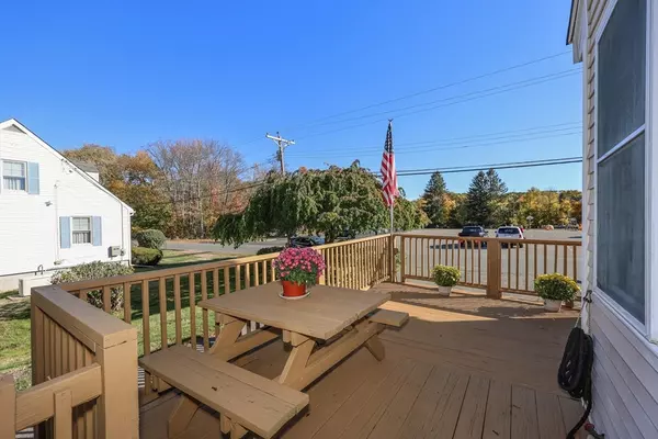 Dracut, MA 01826,81 Spring Park Ave
