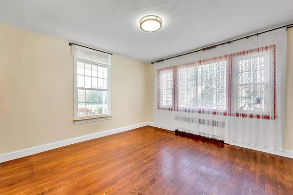 Arlington, MA 02476,16 Wilbur Ave