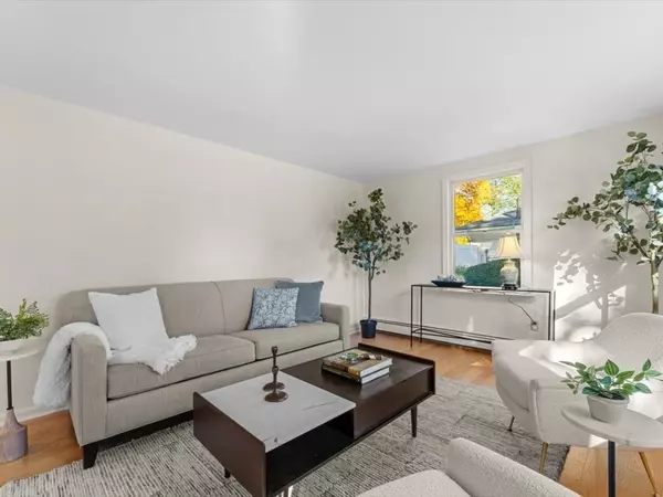 Natick, MA 01760,8 Flynn St