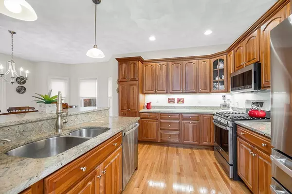 North Andover, MA 01845,141 Cortland Dr #141