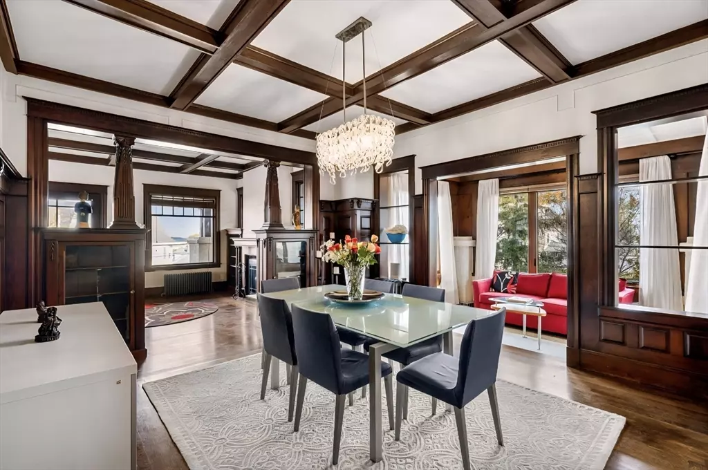 Winthrop, MA 02152,5 Quincy Avenue