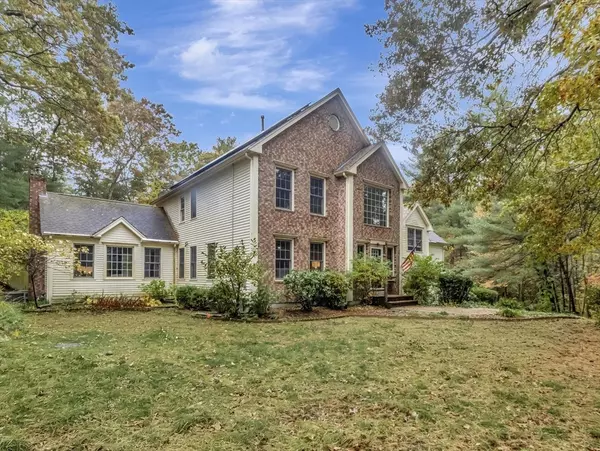 Norton, MA 02766,4 Stanley Rd