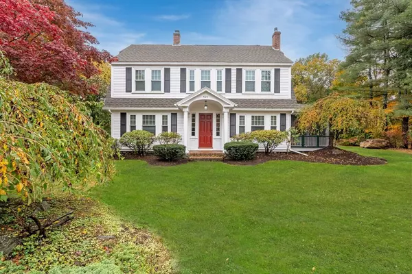 424 Great Rd, Stow, MA 01775