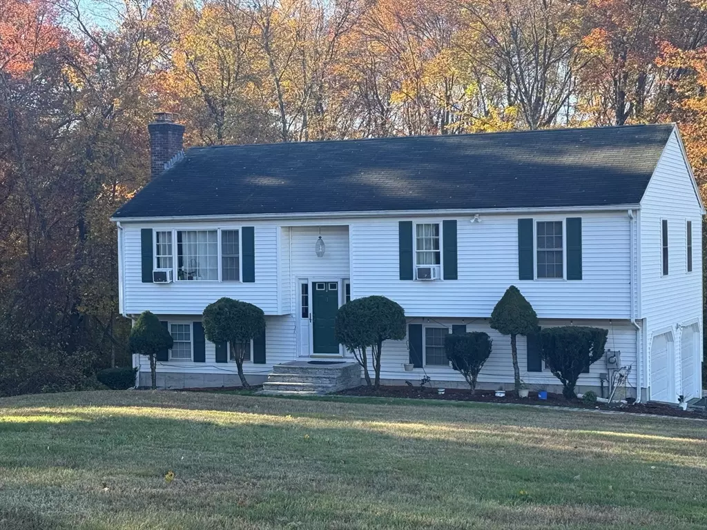 Milford, MA 01757,97 E Street Ext