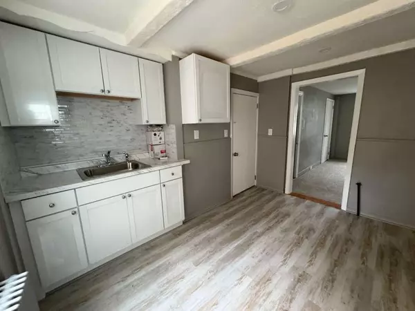 21 Whiting #3, North Attleboro, MA 02760