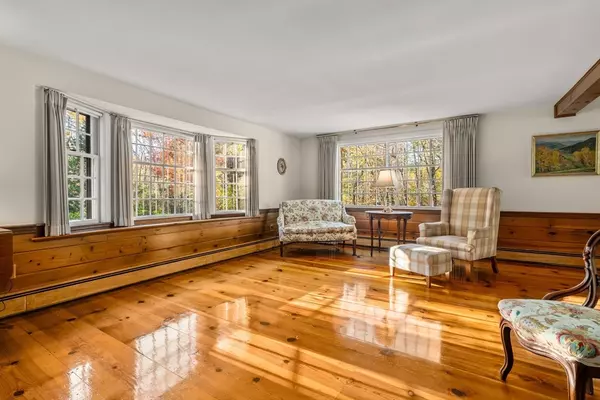 Wayland, MA 01778,31 White Road