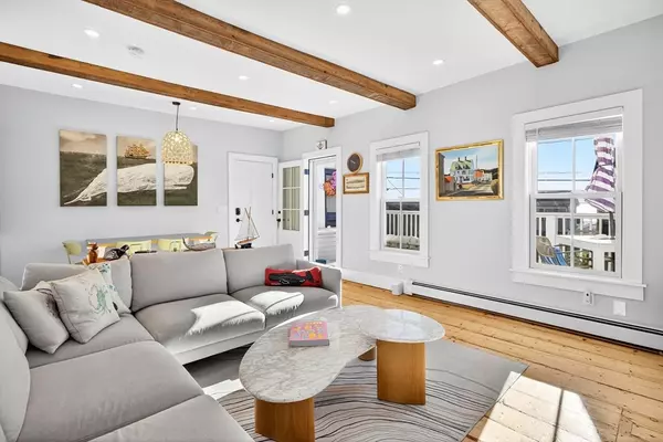 452 Commercial Street #Unit 3, Provincetown, MA 02657