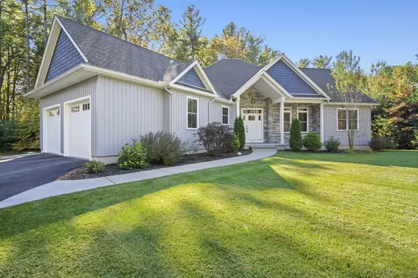 22 Eastwood Lane, Whately, MA 01373