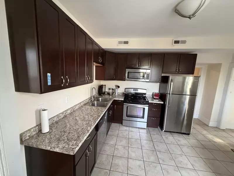 11 Francis #2, Malden, MA 02148