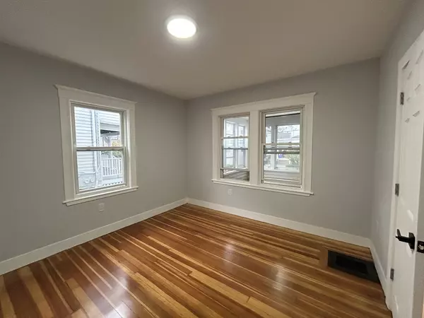 Quincy, MA 02170,52 Flynt St #1