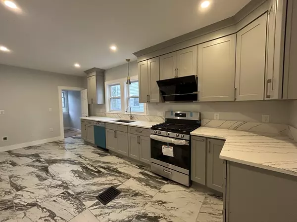 Quincy, MA 02170,52 Flynt St #1