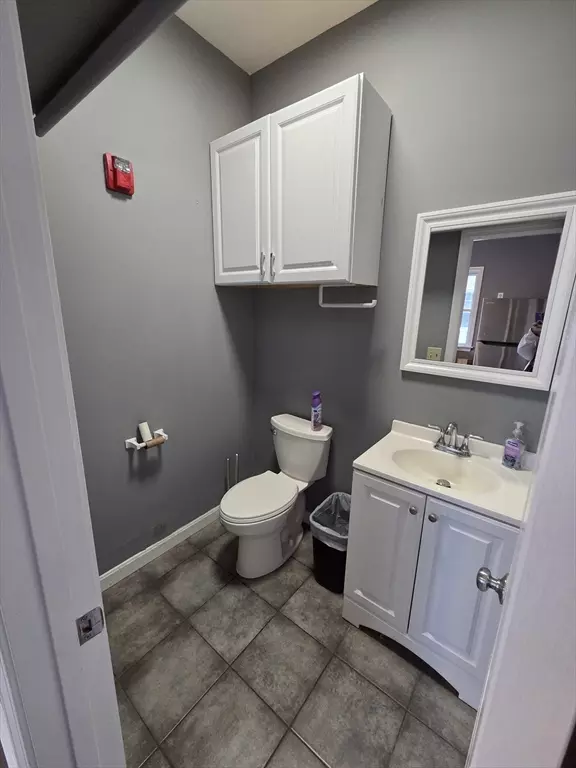 Salem, MA 01970,165 Boston St #1