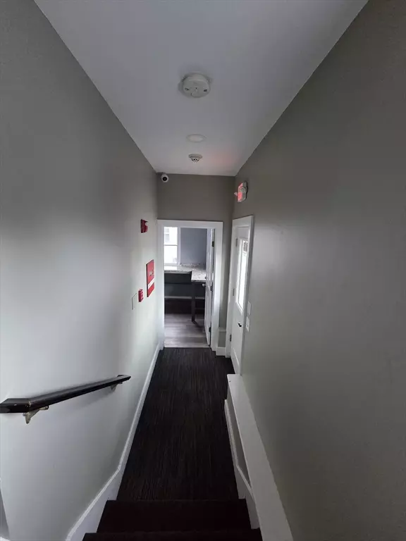 Salem, MA 01970,165 Boston St #2