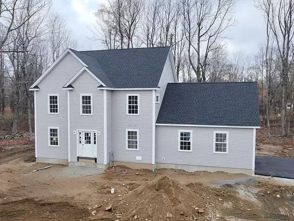 28 Forest Hill Dr., Rutland, MA 01543