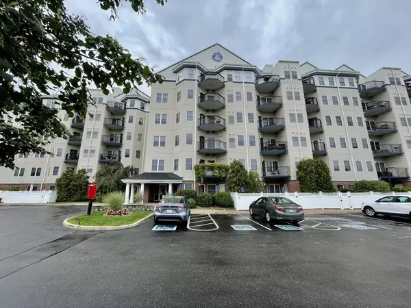 10 Seaport Dr #2311, Quincy, MA 02171