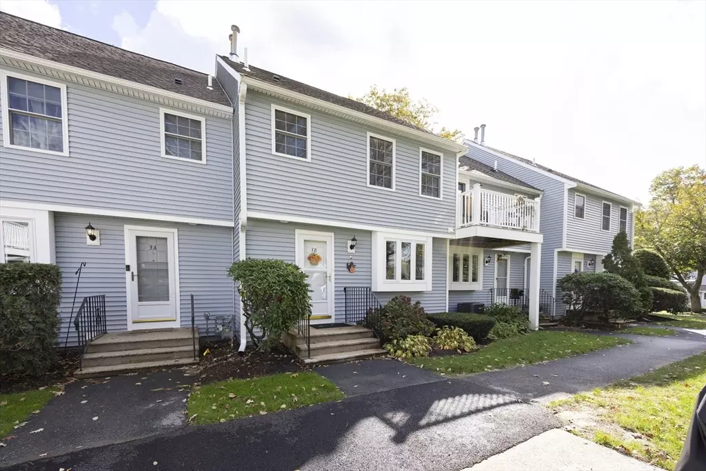 Attleboro, MA 02703,140 N Main St #3B