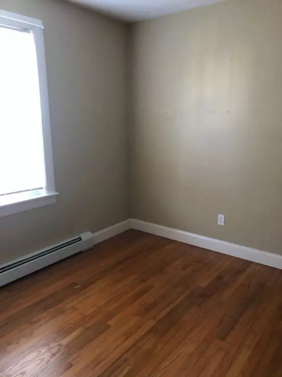 Fall River, MA 02720,1066 Bedford Street #1