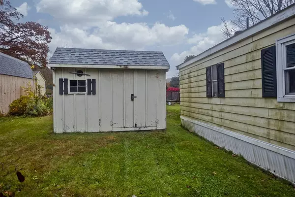 Wales, MA 01081,46 Dogwood Lane