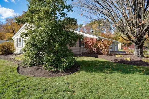 Framingham, MA 01701,36 Ruthellen Rd