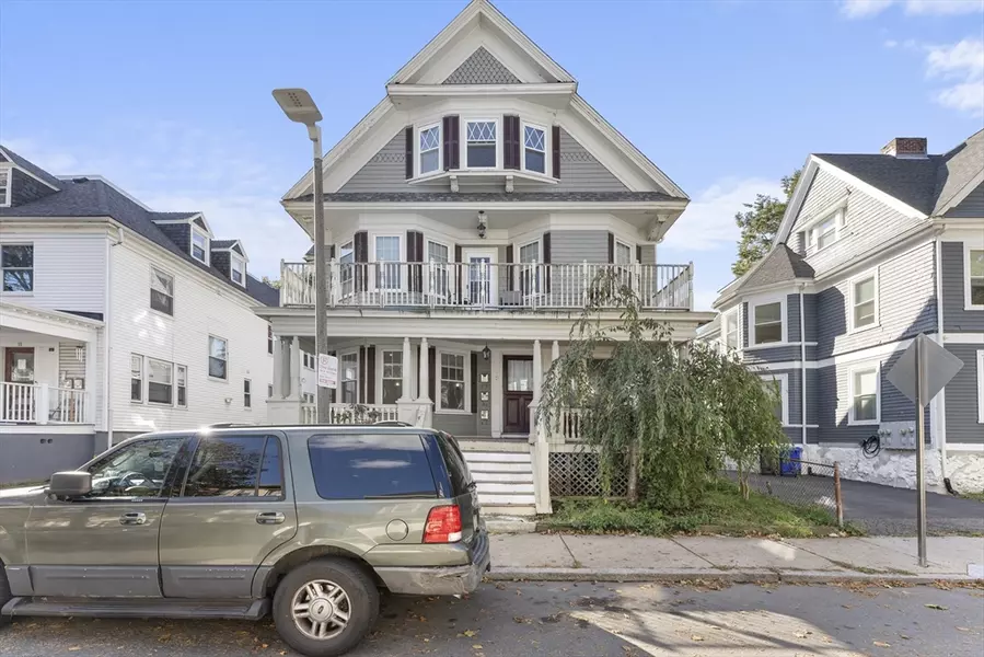 9 Abbotsford St #1, Boston, MA 02121