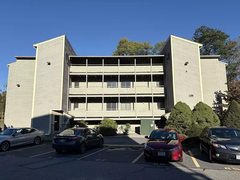 1199 Grafton St #93, Worcester, MA 01604