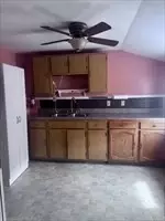 New Bedford, MA 02745,186 Sycamore St #2