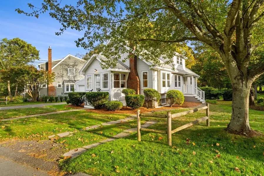 24 Vaille Ave, Lexington, MA 02420