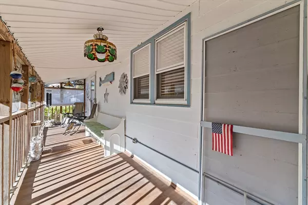 Lowell, MA 01852,141 Commonwealth Ave