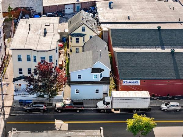 Lawrence, MA 01841,82 Water St