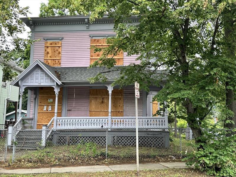 146 Bay St, Springfield, MA 01109