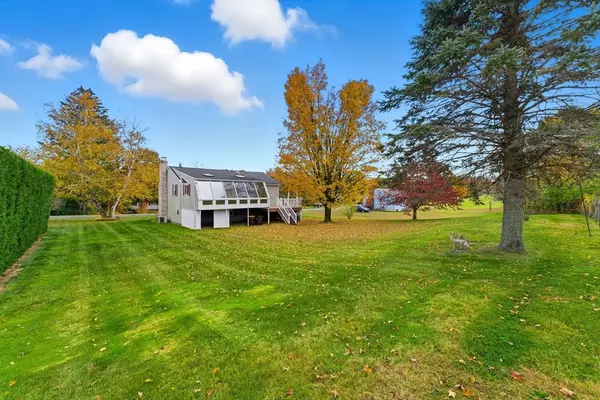 Agawam, MA 01030,719 N West St