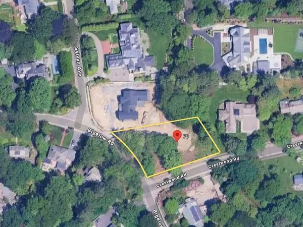 70 Bigelow Rd, Newton, MA 02465