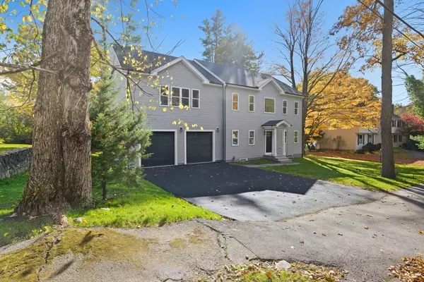 Lynnfield, MA 01940,20 Pine Hill Rd