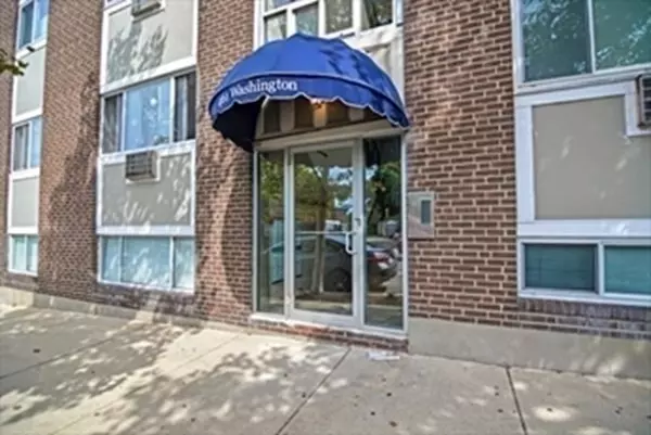 Boston, MA 02135,461 Washington St #301