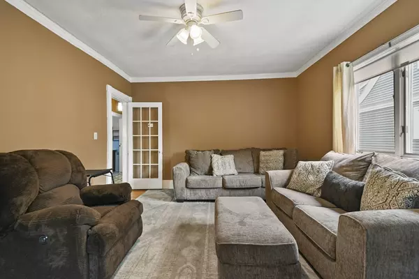 Somerville, MA 02144,23 Highland Rd