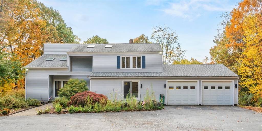 36 Sunrise Ave, Leominster, MA 01453