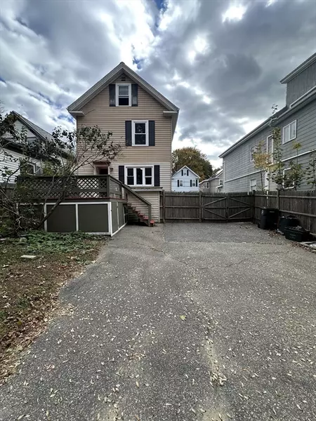 61 5th Avenue, Haverhill, MA 01830