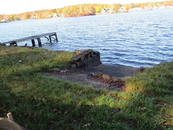 Millbury, MA 01527,90 Macarthur Drive