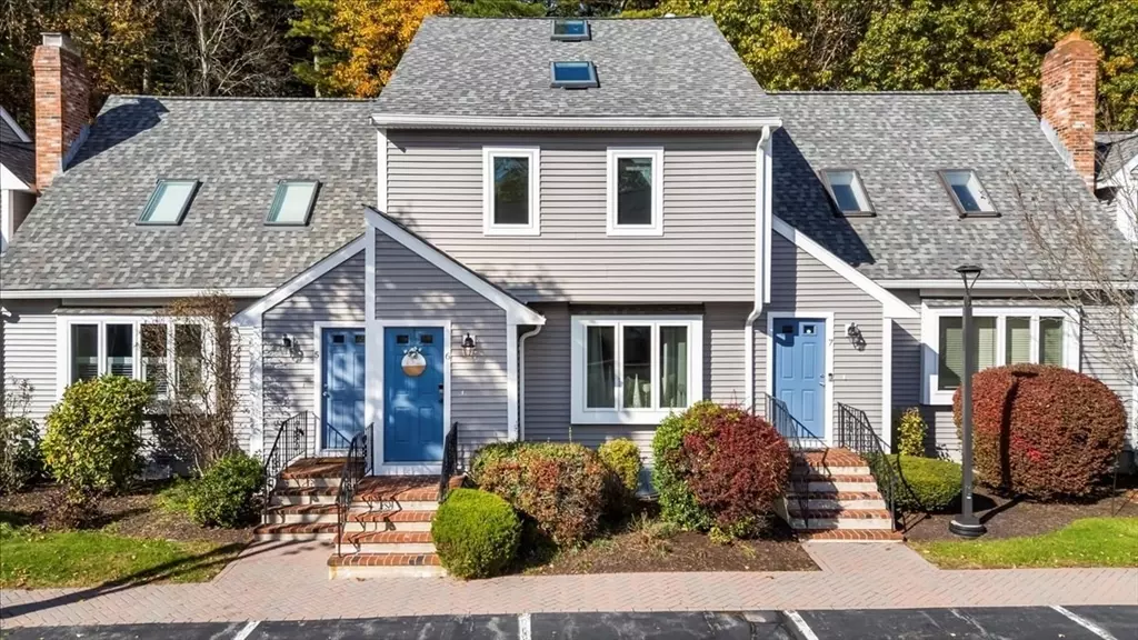 Easton, MA 02375,6 Indian Cove Way #6