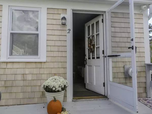 Dennis, MA 02639,37 Ocean Dr #2