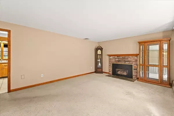 Norton, MA 02766,38 South Washington St