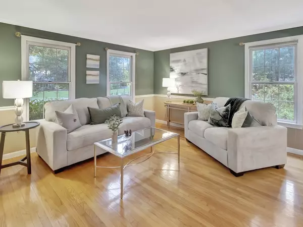 Norton, MA 02766,4 Stanley Rd