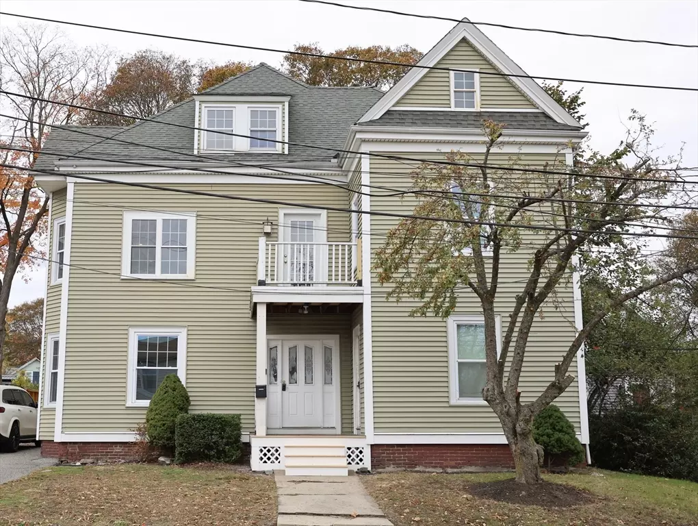 Stoneham, MA 02180,15 Warren #2