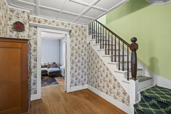 Dalton, MA 01226,16 2nd St